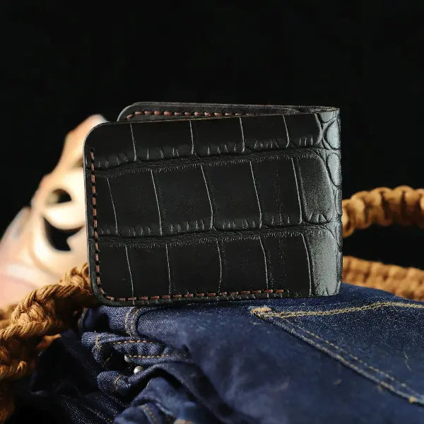 The Alligator: A Leather Bifold Wallet