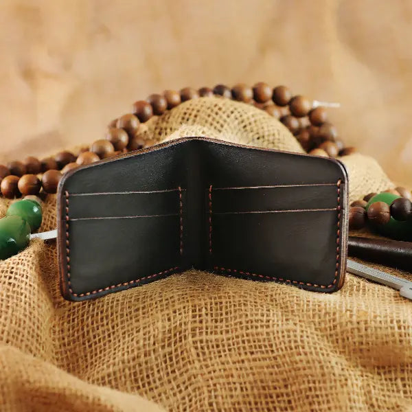 The Alligator: A Leather Bifold Wallet